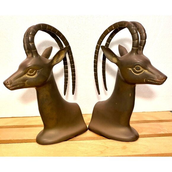 Vintage Mid Century Brass Gazelle/Ibex Bookends Pair MCM Home Decor Hollywood Re - Picture 4 of 7